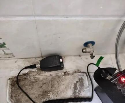 梧州市屋顶漏水维修公司分享下卫生间漏水的危害及解决方法